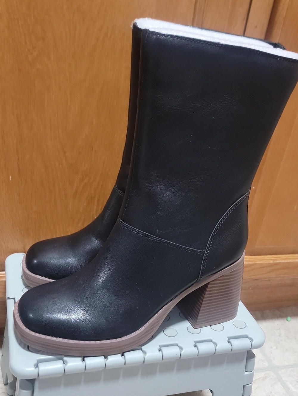Sun + Stone Black Mid-Calf Block Heel Boots -size 8.5!